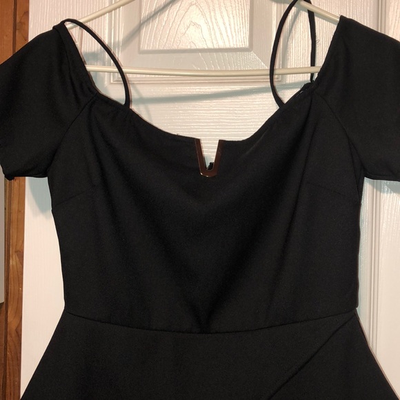 Black Top - Picture 4 of 8